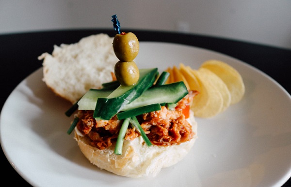 戈子科技一鍵來建設(shè)智慧社區(qū)食堂系統(tǒng)！