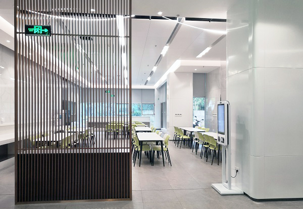 當(dāng)自助點(diǎn)餐機(jī)無(wú)法滿足需求，自助餐稱重計(jì)費(fèi)方案如何解決弊端？