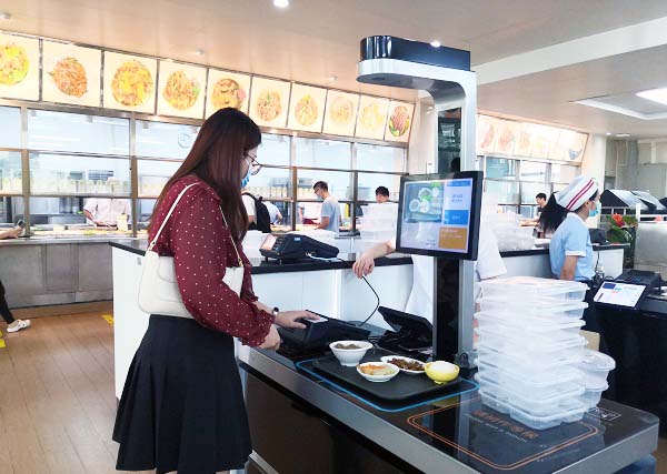 智能結(jié)算臺早已成為智慧餐廳的標(biāo)配！