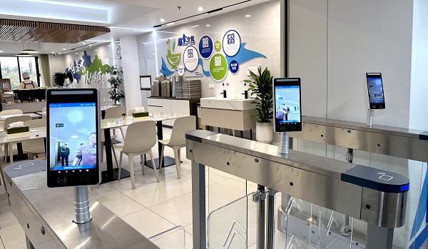 人臉識(shí)別閘機(jī)